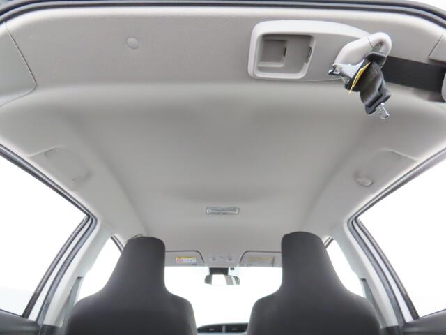 UZ0048163599_17_001.jpg