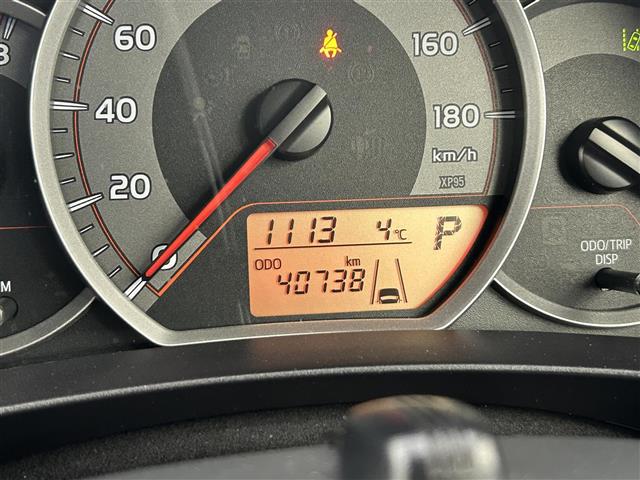 UZ0048114255_9_002.jpg