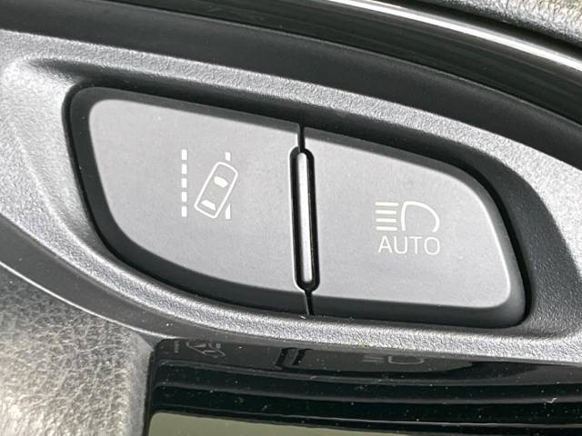 UZ0048531241_46_001.jpg