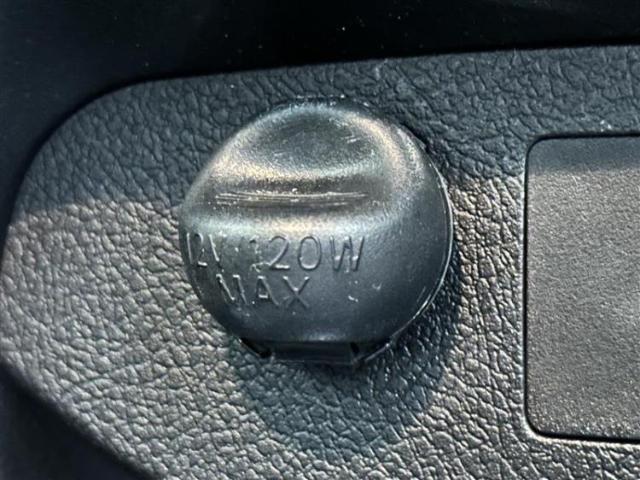 UZ0047957417_47_001.jpg