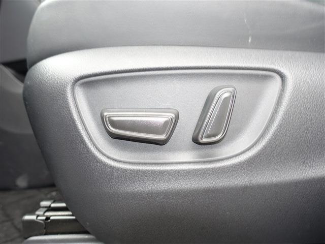 UJ0048236592_72_002.jpg