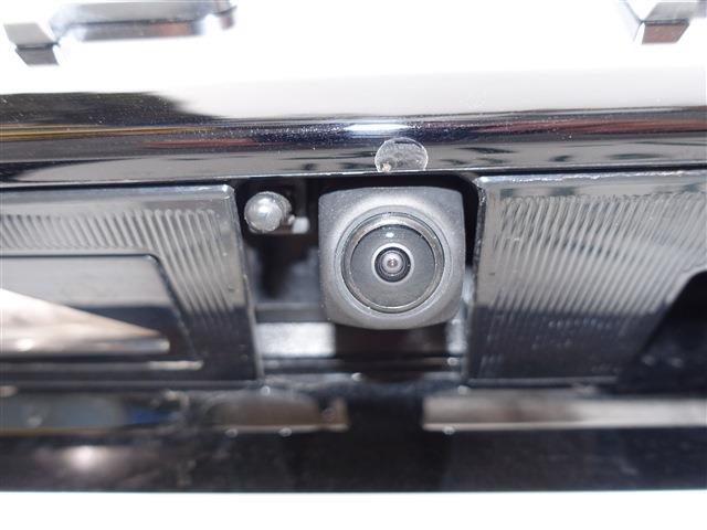 UJ0048236592_79_002.jpg