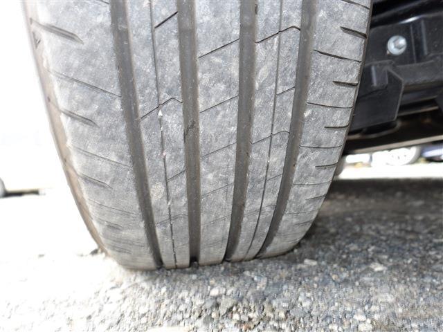 UJ0048236592_83_002.jpg