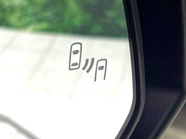UZ0047874372_6_001.jpg