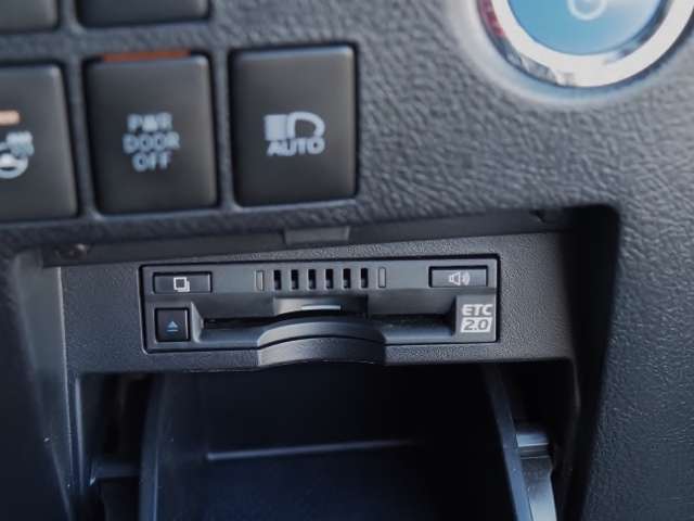 U00048065915_66_001.jpg