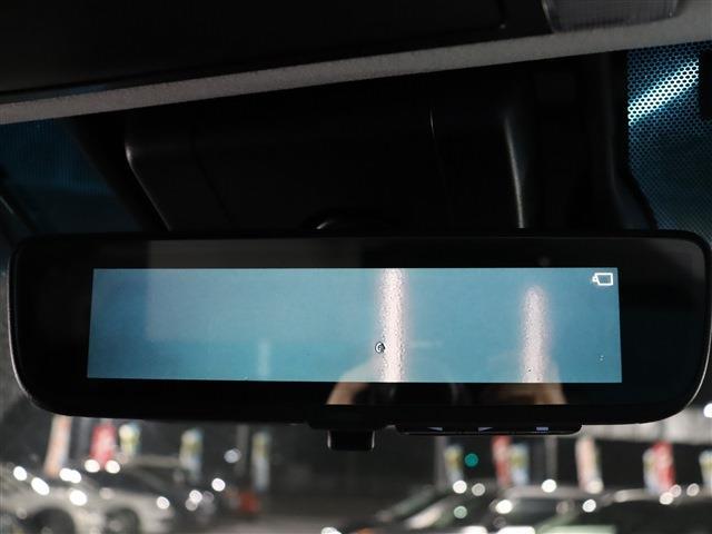 UJ0048460727_11_001.jpg