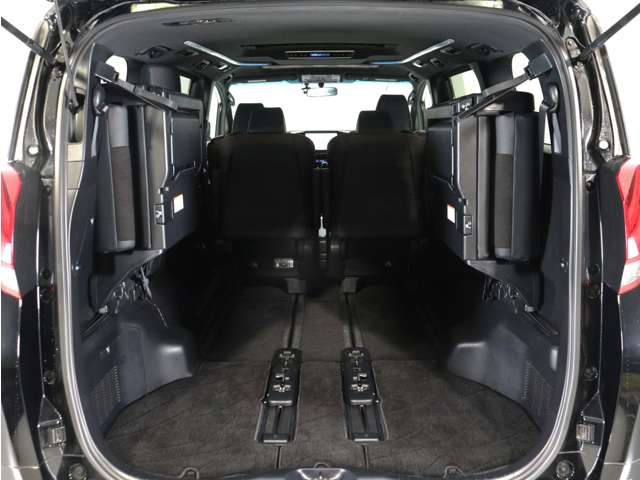 U00048130306_18_002.jpg