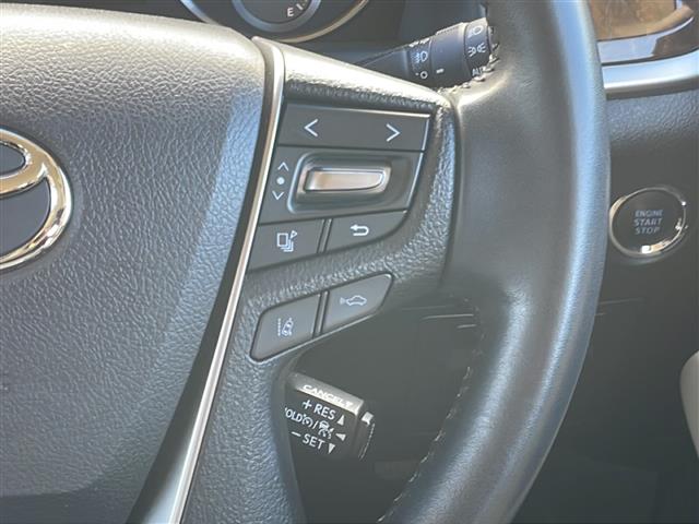 UZ0048118987_15_002.jpg