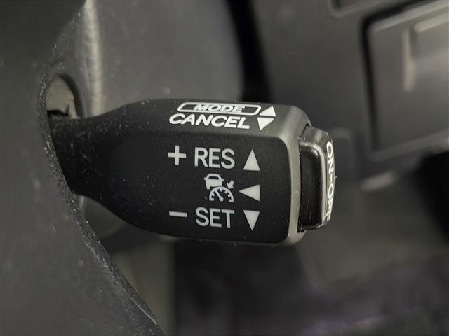 UZ0048286649_11_003.jpg