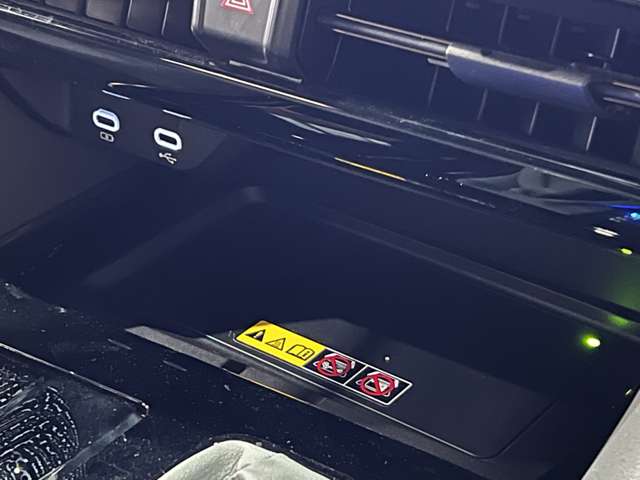 UJ0048007346_9_002.jpg