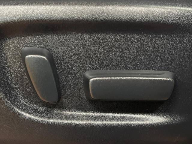 UZ0047902087_54_001.jpg