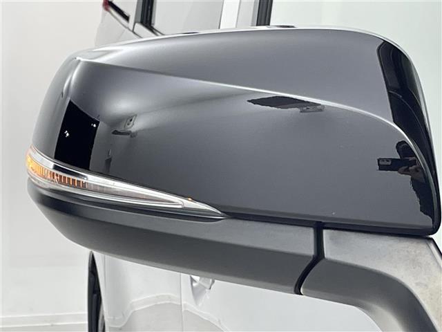 UZ0047669203_49_002.jpg