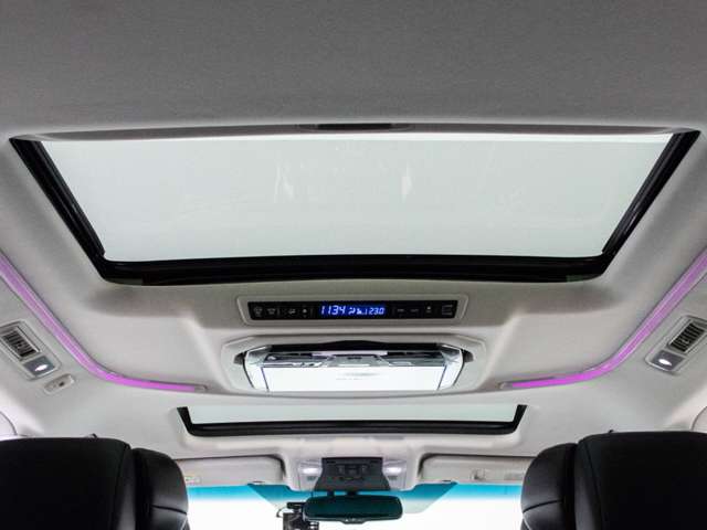 U00048054201_4_001.jpg