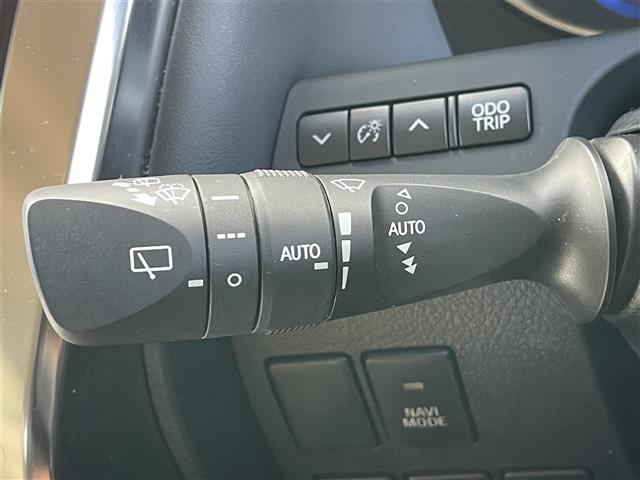 UZ0048357374_12_003.jpg