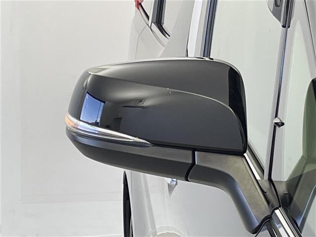 UZ0048111375_43_002.jpg