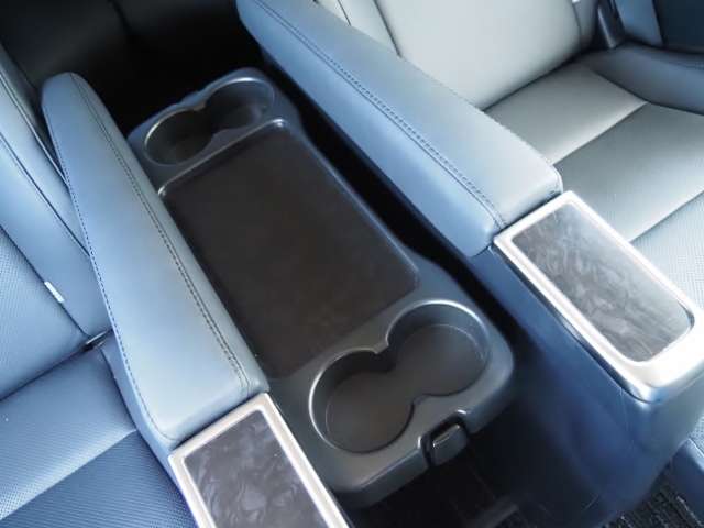 U00045617055_37_001.jpg