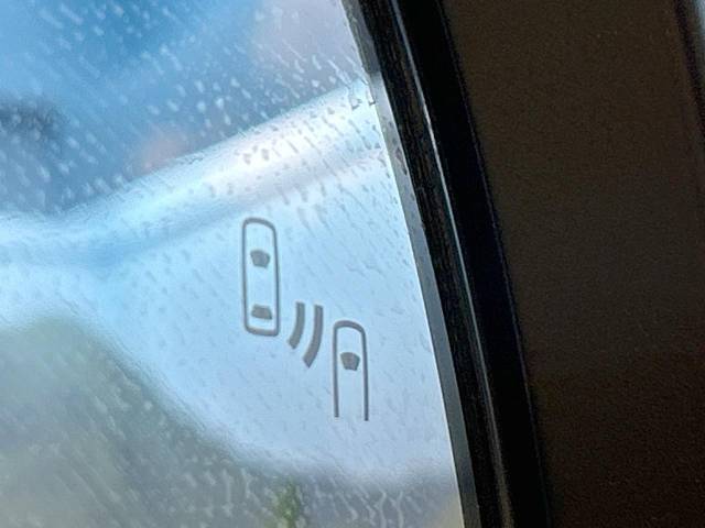UZ0047871353_53_001.jpg