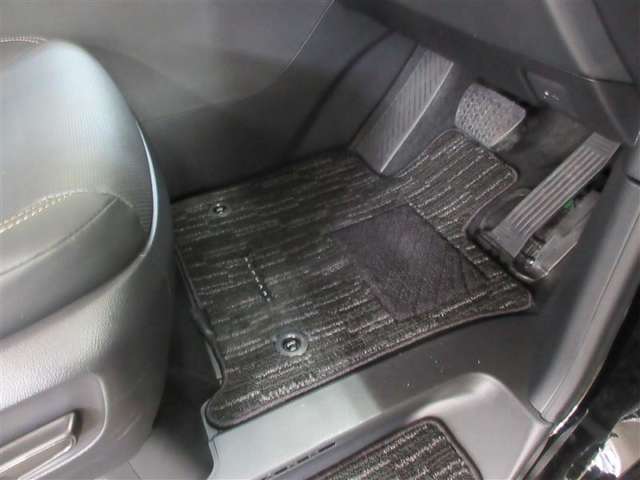 U00048217711_7_001.jpg