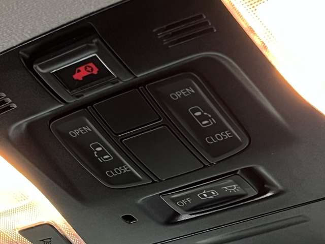 UJ0048313746_35_002.jpg