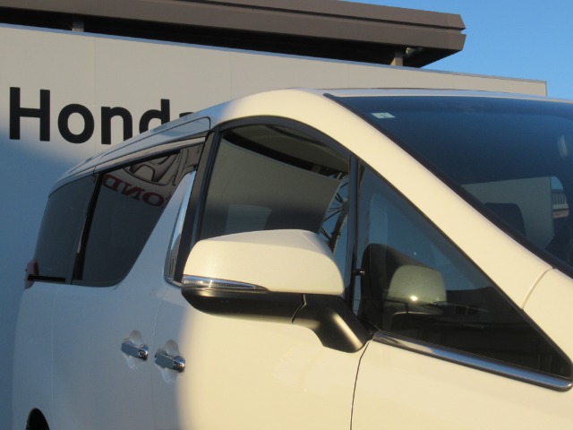 UZ0047746797_18_001.jpg
