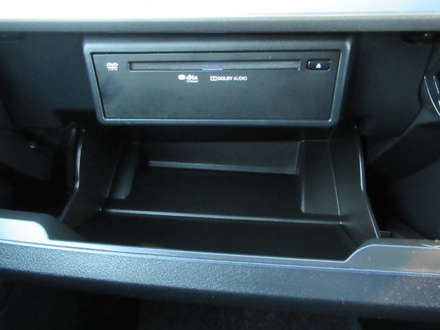 UZ0047746797_59_001.jpg