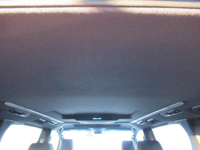 UZ0047746797_76_001.jpg