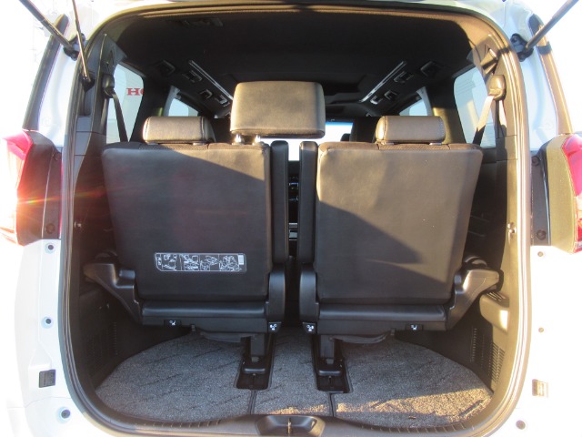 UZ0047746797_77_001.jpg