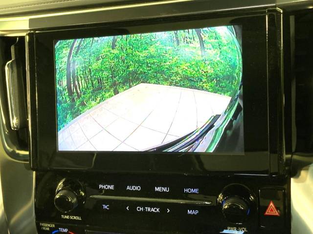 UZ0048107278_74_001.jpg