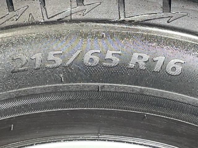 UZ0048276618_50_001.jpg