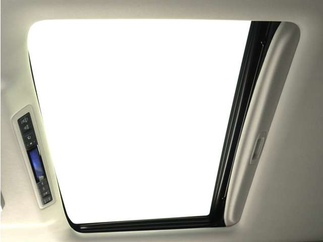 U00047758002_45_003.jpg
