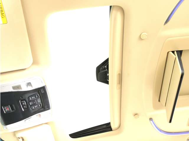 U00048258442_50_002.jpg