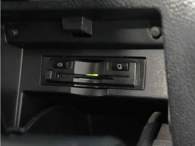 U00048258398_52_001.jpg