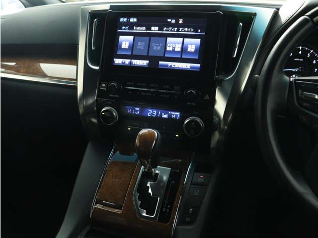 U00048210785_45_001.jpg