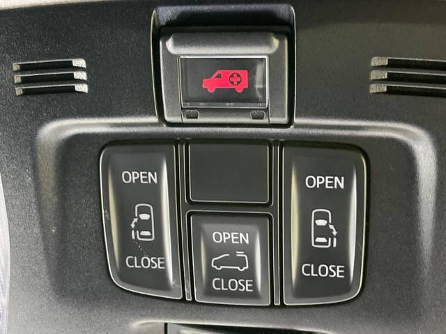 UZ0048225526_6_001.jpg