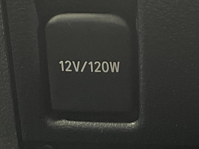 UZ0048106416_47_001.jpg