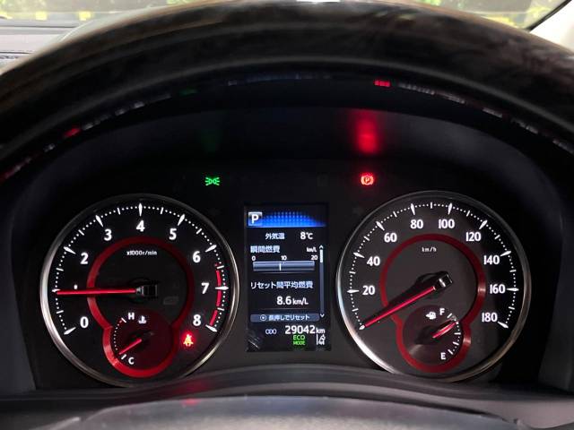 UZ0048058881_40_001.jpg