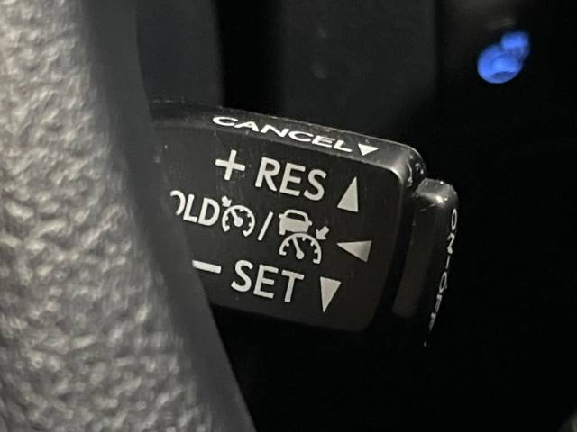 UZ0048058881_45_001.jpg