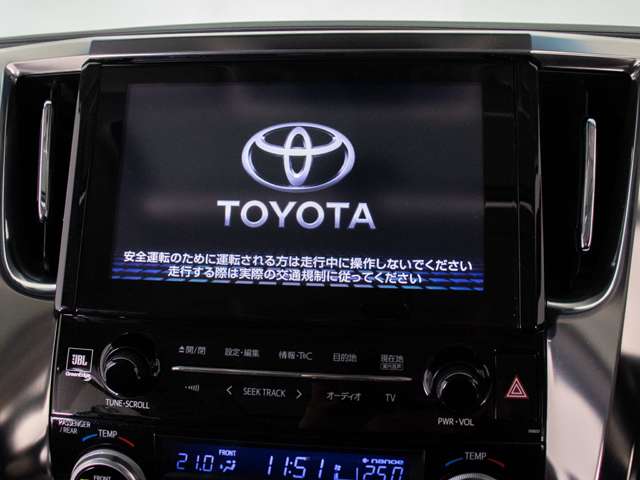 U00048225889_39_001.jpg