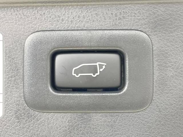 UZ0048307537_60_001.jpg
