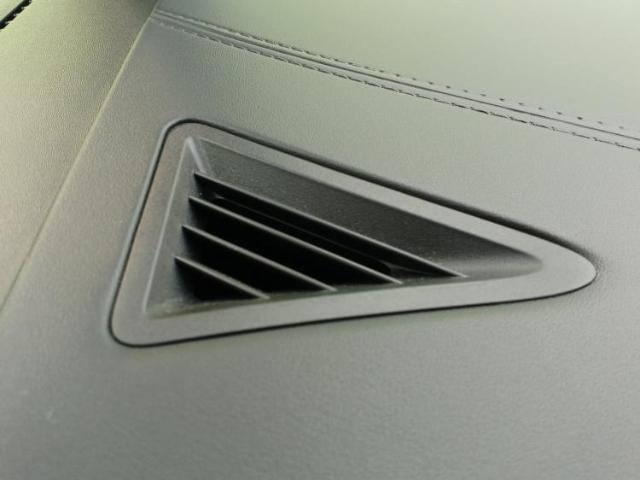 UZ0047982513_55_001.jpg