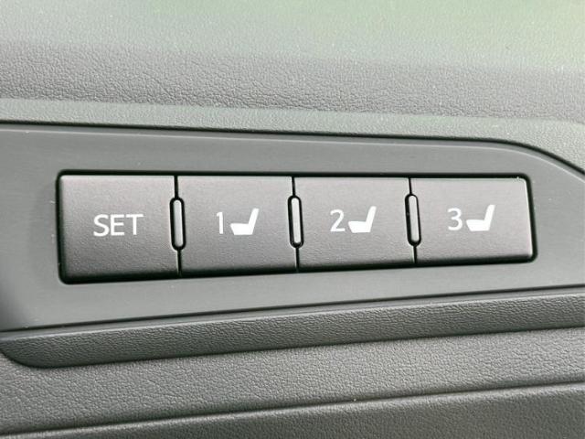 UZ0048356593_44_001.jpg