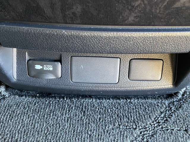U00047706513_60_002.jpg