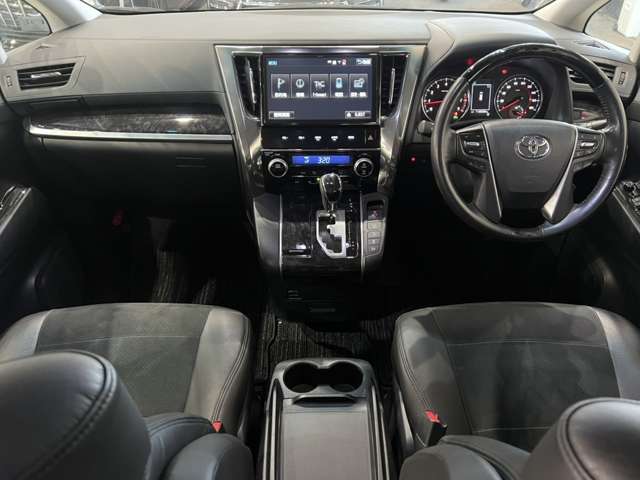 UJ0047749851_18_002.jpg