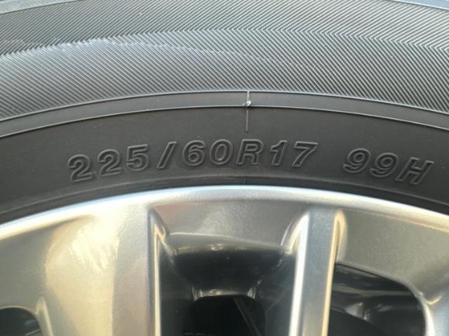 UZ0048114115_61_001.jpg