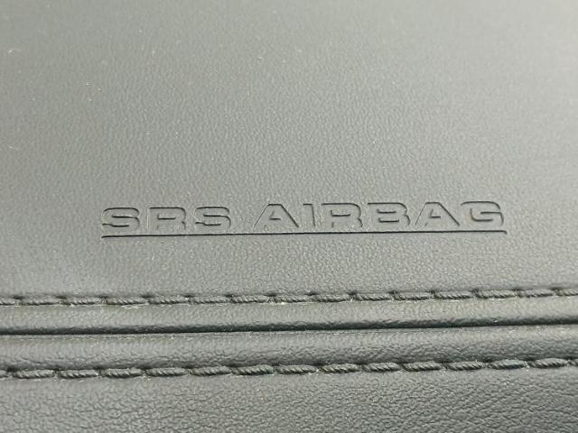 UZ0048394044_54_001.jpg