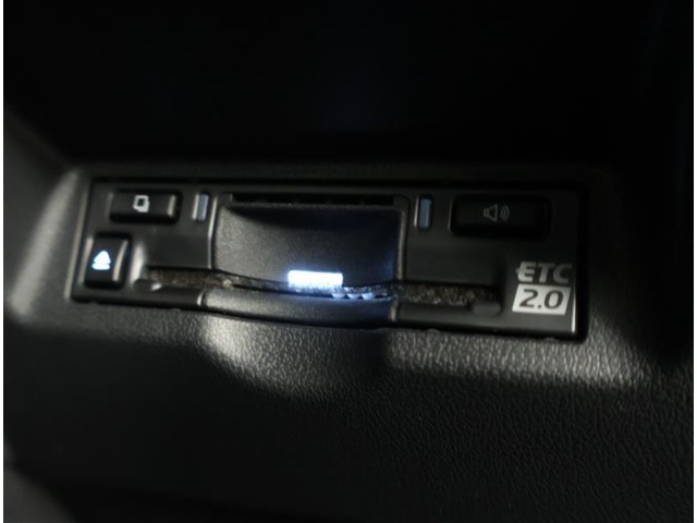 U00048147743_15_001.jpg