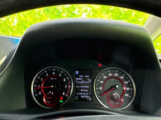 UZ0048414318_13_002.jpg