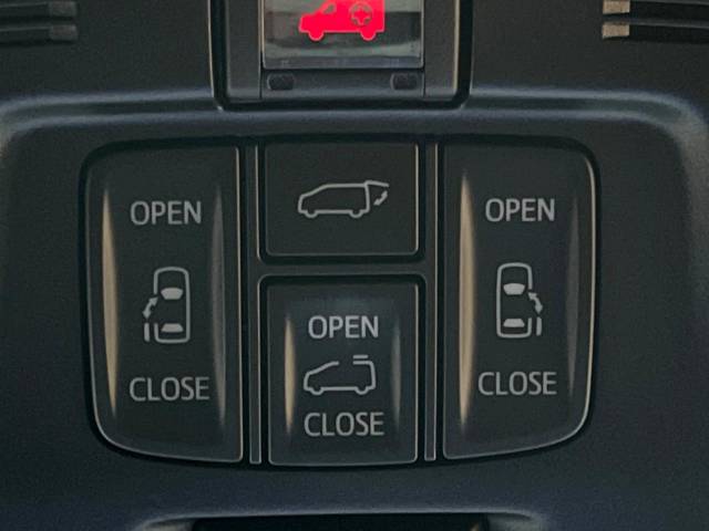 UZ0048021239_39_001.jpg