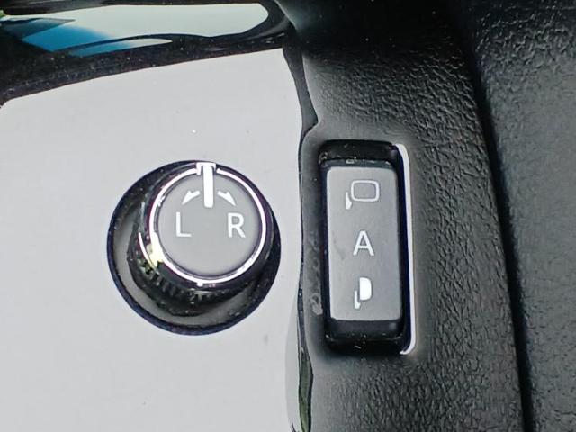 UZ0047506316_40_001.jpg
