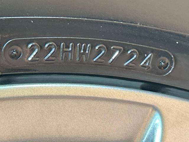 UZ0048148842_38_001.jpg